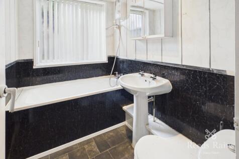 Woolfall Crescent, Liverpool, Merseyside, L36 photo 3