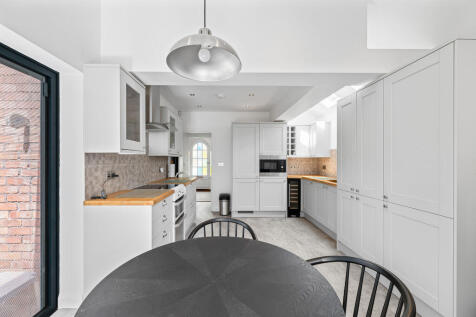 Worsley Road, Walton photo 4