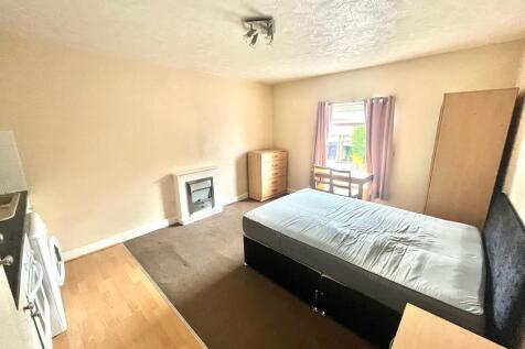 Tavistock Court, NOTTINGHAM photo 5