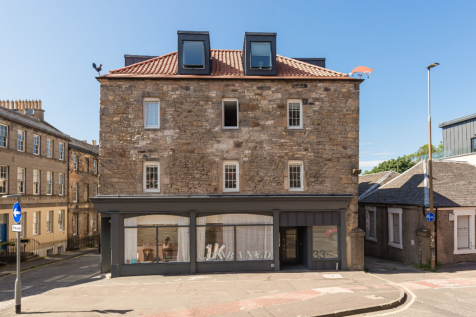33 Eyre Place