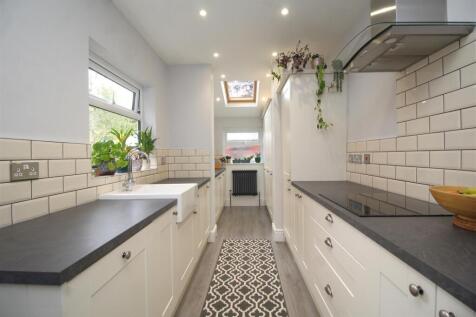 kitchen image 2 .JPG