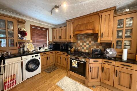 Spenfield Court, Northampton NN3 photo 5