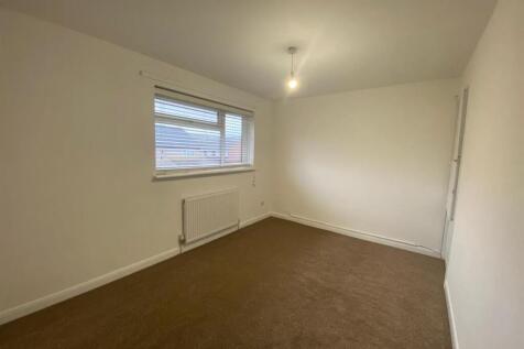 Featherby Drive, Glen Parva, Leicester photo 5