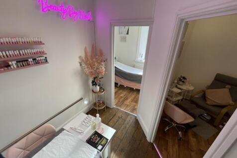 Retail Property (high street) for sale Image 3