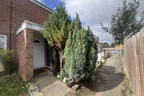 Daventry, NN11 - property photo
