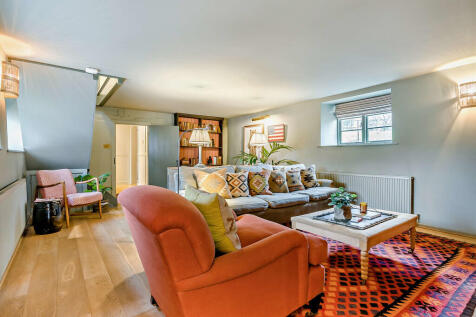 8664754-interior1...