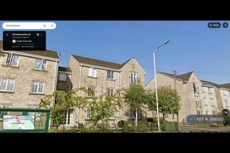 Top Floor Apartment Over Looking Cricket Ground.