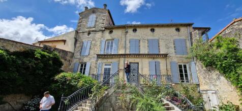 Property Image 1