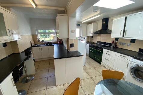 Ambrose Close, Worcester WR2 6JX photo 3