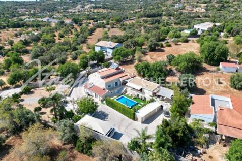 Algarve Countryside Villa For Sale In Loule (12)