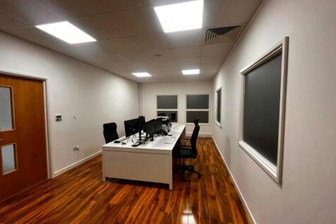 Office 1.jpg
