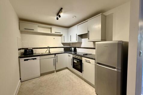 Bishops Corner, Hulme, M15 photo 5