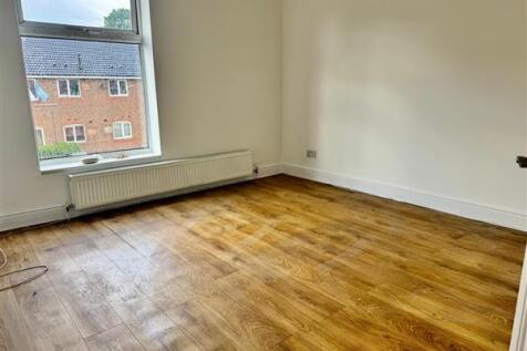 Higher Bents Lane, Bredbury photo 4