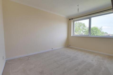 30 Swan Close 8.jpg