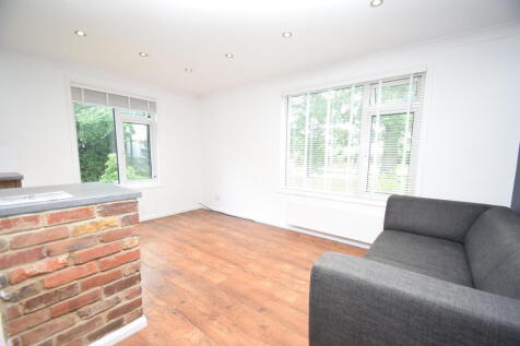 Living Room.JPG