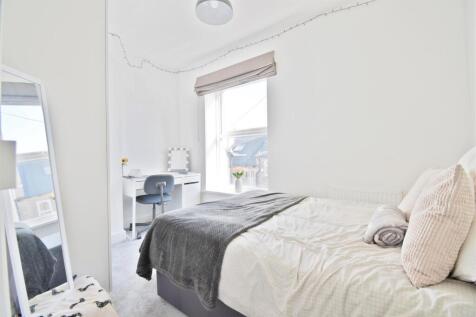 Student-accommodation-broomhill.jpg