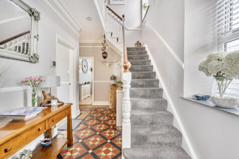 1362379-7-68de6a5...