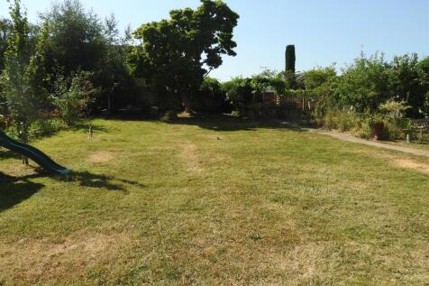 PARKING AND GARDENS