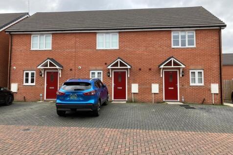 3-bed terraced on Deakins Court, Mansfield, Nottinghamshire, £1,025/mo