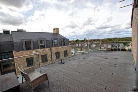 Communal terrace.jpg