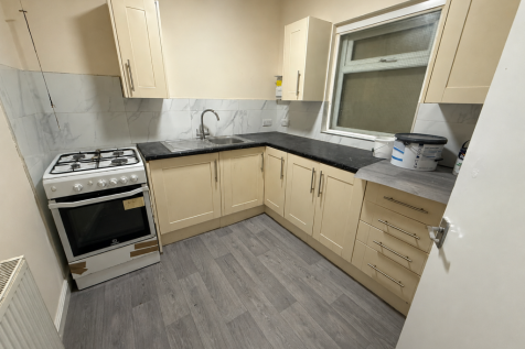 Gipsy Lane, Leicester, LE4 photo 5