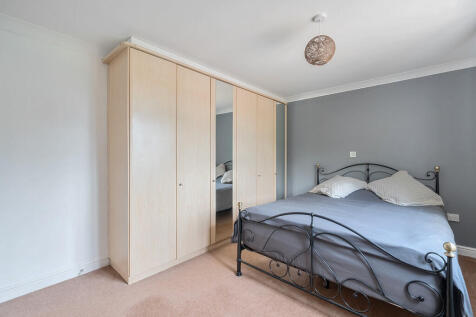 1318480-6-685ed1b...