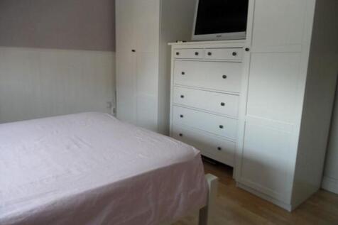 Lambourn Drive, Luton, LU2 photo 4