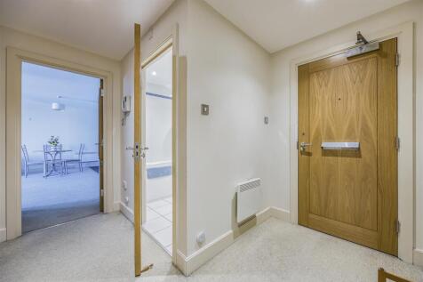 Breacon House, Gunwharf Quays, Portsmouth-PorticoM