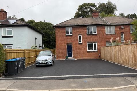 4-bed terraced on 128 Bury Road, Leamington Spa, £2,300/mo