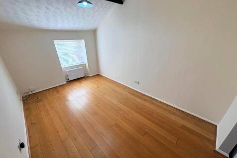 Berrells Court, Olney photo 3