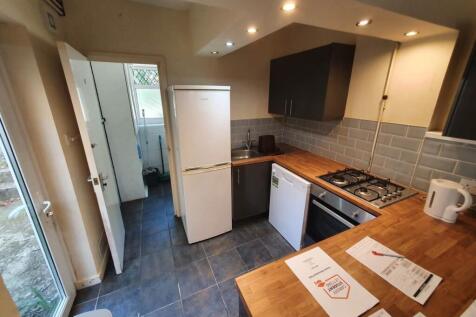 Kitchen (1)