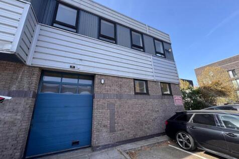 U1 Brentford Business Centre (10).jpg