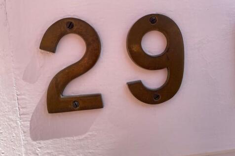 Number plaque