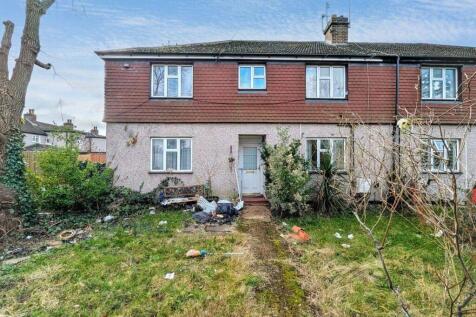 Flat 6 Magpie Hall Close, Bromley BR2 8JQ