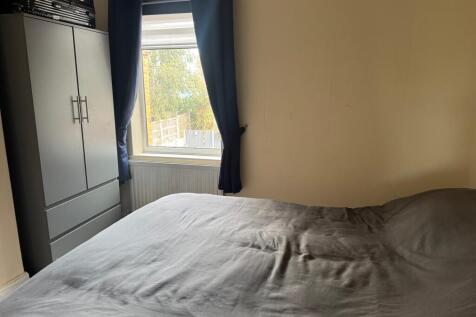 12a Sherwood Road, Worksop photo 4