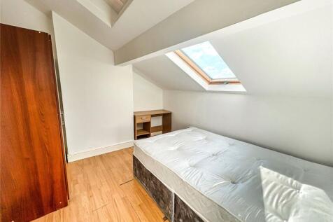 Moss Lane East, Manchester, Greater Manchester, M14 photo 5