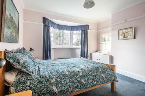 6 bed, 3 bath Detached in Sheffield - Photo 26