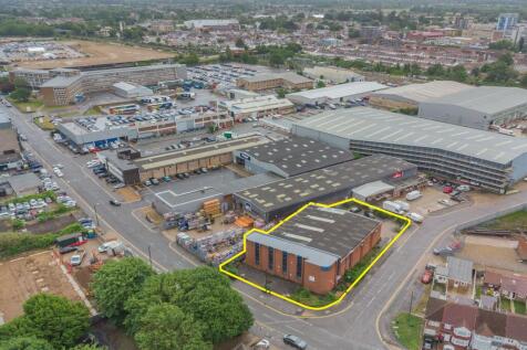 Arthur House, Petersfield Avenue, Slough, Berkshire, SL2 5DU