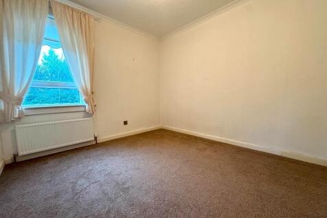 Queens Crescent, Airdrie, Lanarkshire, ML6 photo 4