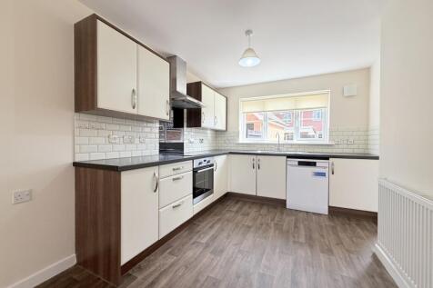 Barleycorn Way, Beck Row, Suffolk, IP28 photo 3
