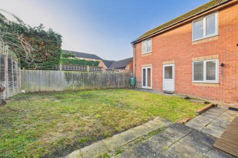 CAM01909G0-PR0454-STILL013