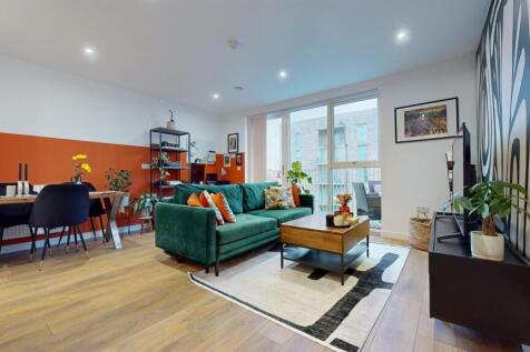 Property to rent in Beckton - Barrain London