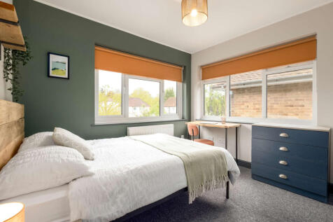 Room 7.jpg