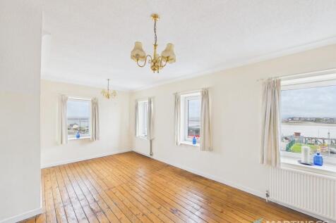 Queens Terrace, Fleetwood photo 4