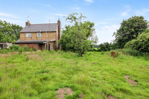 Rear Elevation &amp; Grounds.JPG