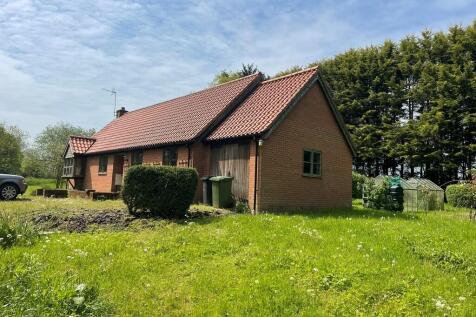 Dereham, NR19 - property photo