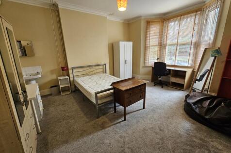 135 Tachbrook Road, Leamington Spa photo 5