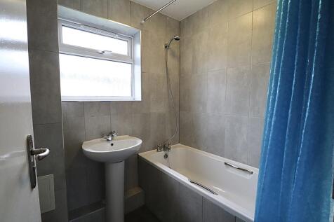 Montague Crescent, Ryehill, Northampton, NN5 photo 4