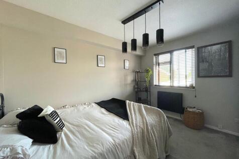 Bedroom (3)