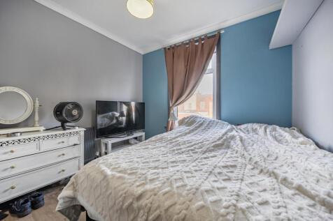 1370293-23-68ffa2...